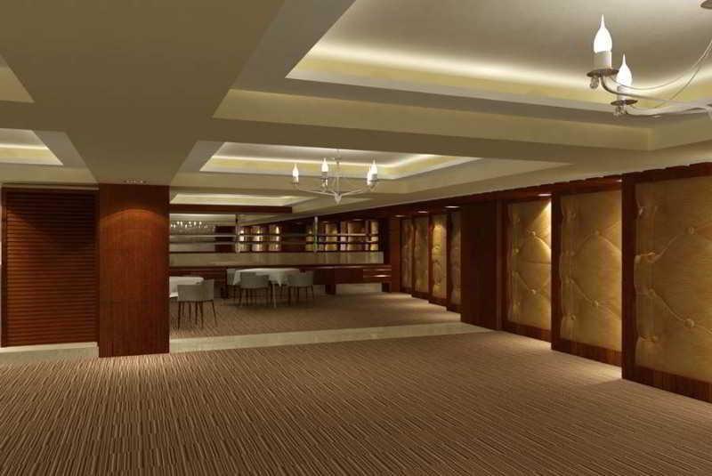 Grand Residency Hotel & Serviced Apartments Мумбаи Экстерьер фото